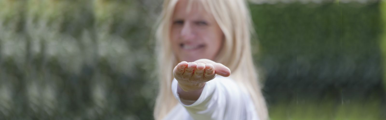 zur person heilpraktikerin kristin becker